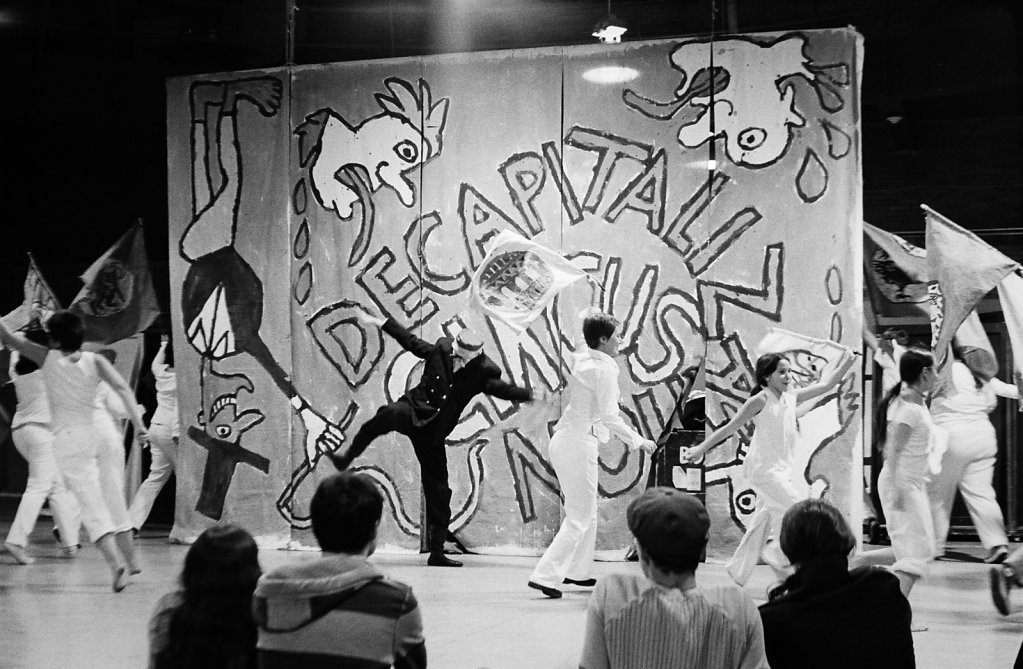 Decapitalization Circus, Bread & Puppet, Gershman Y